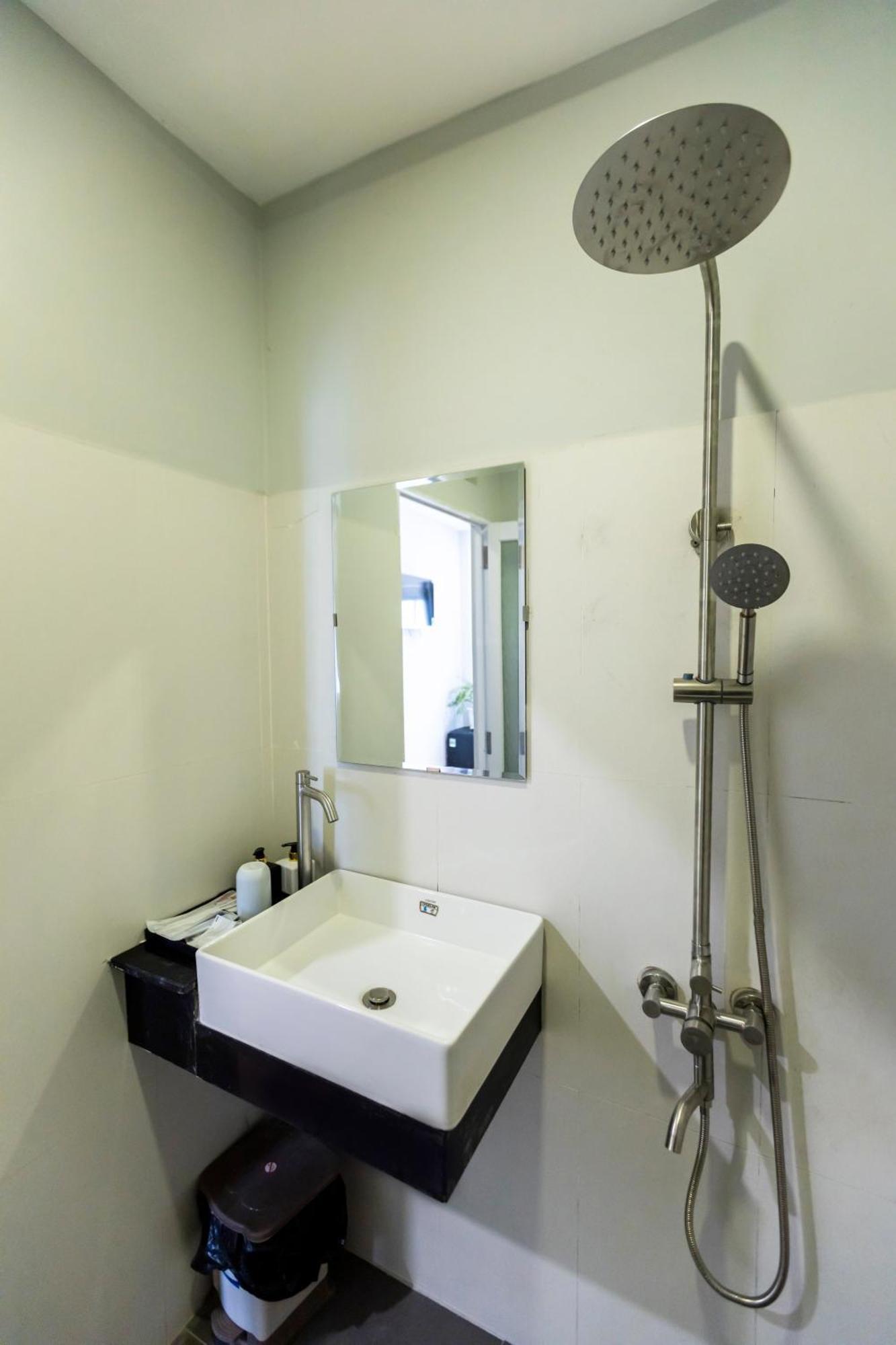 Cosmos Hotel Nha Trang By Ht Exterior foto