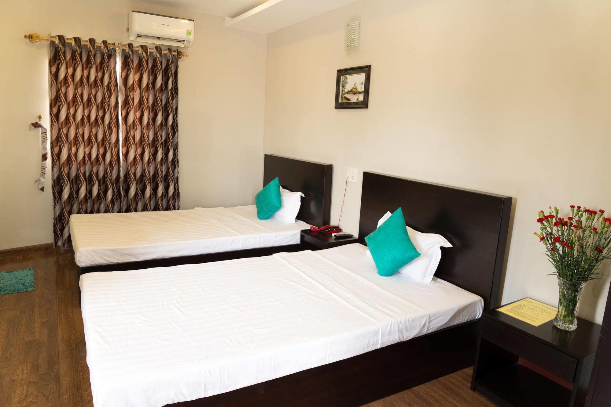 Cosmos Hotel Nha Trang By Ht Exterior foto